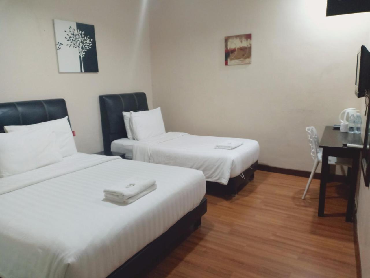 Hotel Seri Pauh George Town Exterior foto